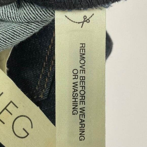 NWT Ann Taylor Modern Fit Bootleg Jeans Size 4 Dark Wash Cotton & Rayon - Picture 11 of 11